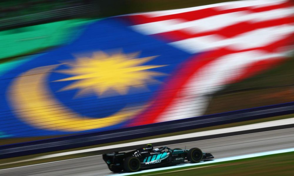 Kimi Antonelli lidera tercera práctica en Malasia; ‘Checo’ Pérez en el último lugar