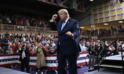 Trump promete cheques de 5 mil dólares si republicanos mantienen el Congreso