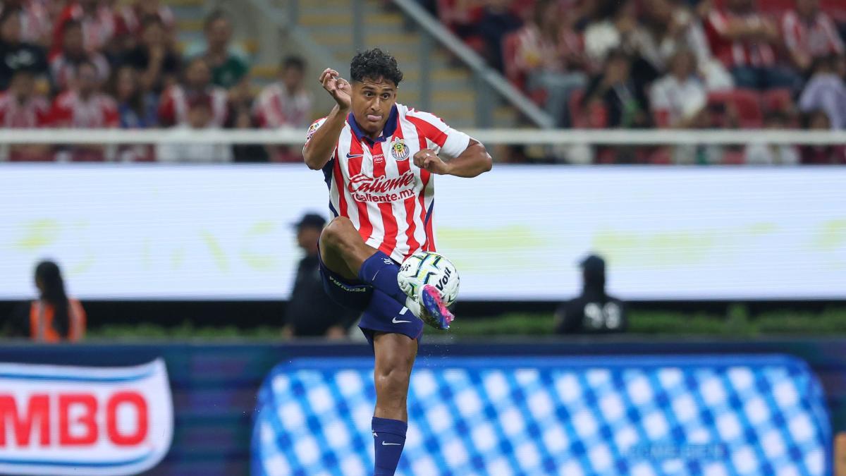 Luis Romo podría perderse el Clásico Tapatío por lesión