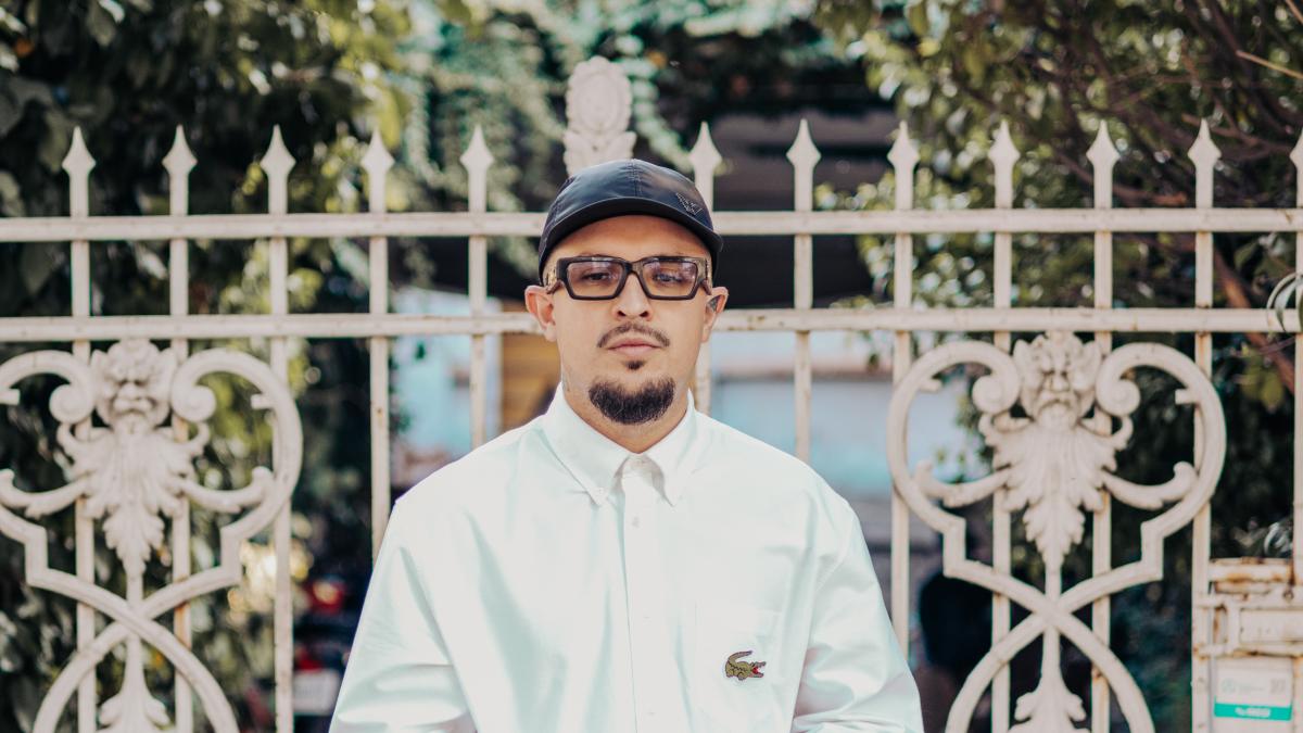 Proof presenta su álbum ‘Periquitos australianos’ con reflexiones sobre migración y budis…