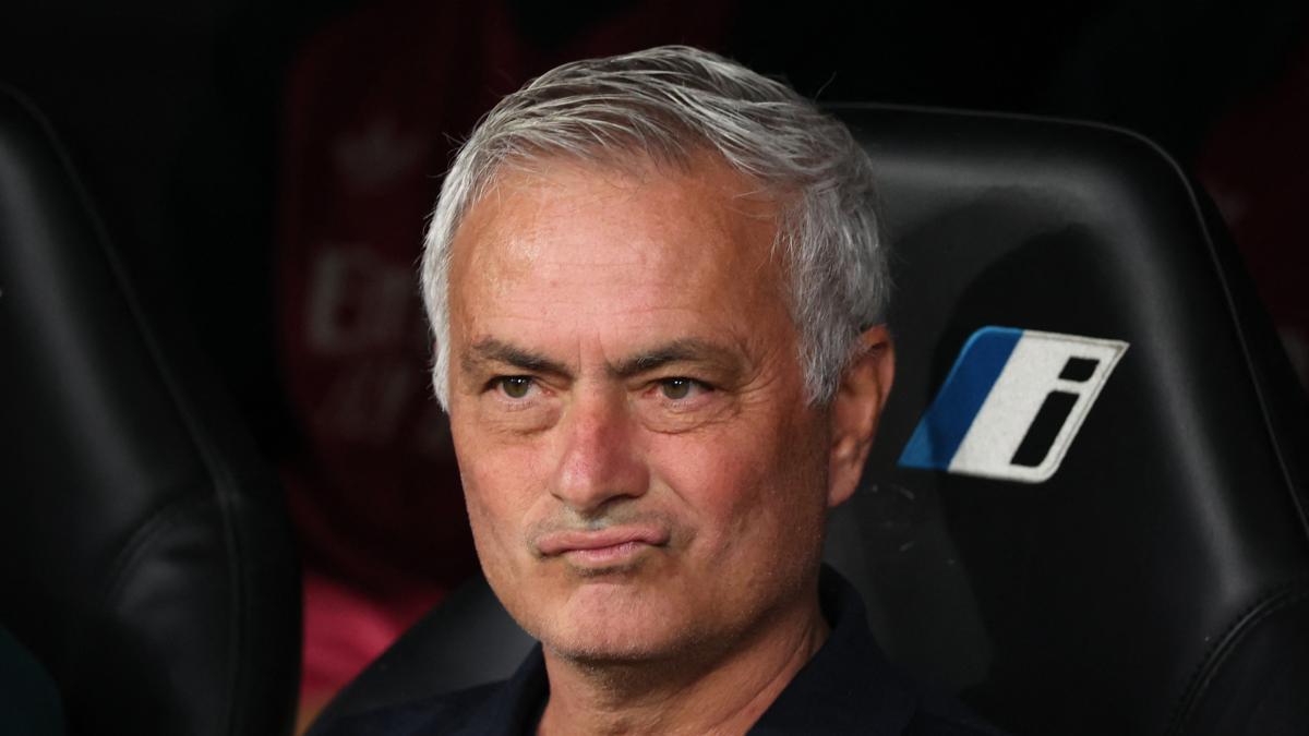 Mourinho defiende a Mbappé ante críticas por su recuperación