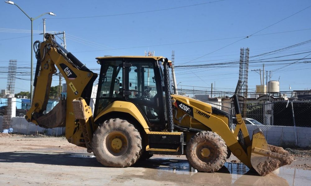 Construyen auditorio del SNTE en Ciudad Juárez con nuevas instalaciones deportivas