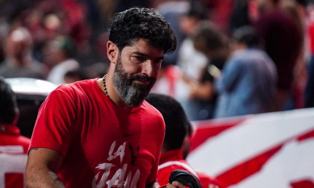 Sebastián Abreu responde a reportero tras empate de Tijuana ante Puebla