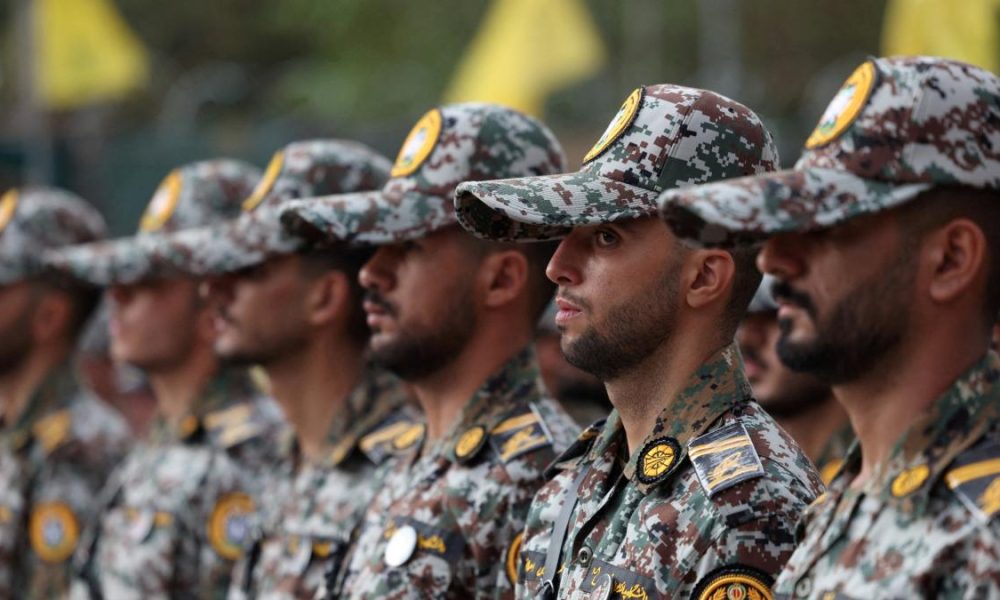 Nuevo ministro de Defensa de Irán advierte sobre posibles daños a Estados Unidos