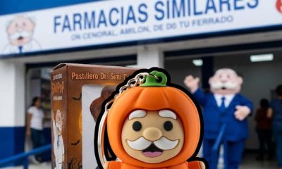 Farmacias Similares lanza pastillero Dr. Simi en forma de calabaza