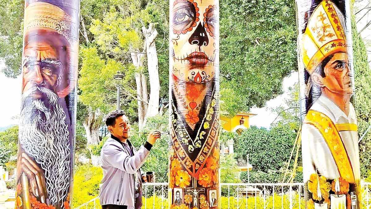 Esculturas de gran formato celebran el Día de Muertos en Oaxaca