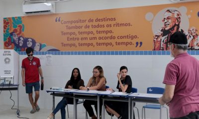 Centros electorales abren en Brasil para segunda vuelta presidencial