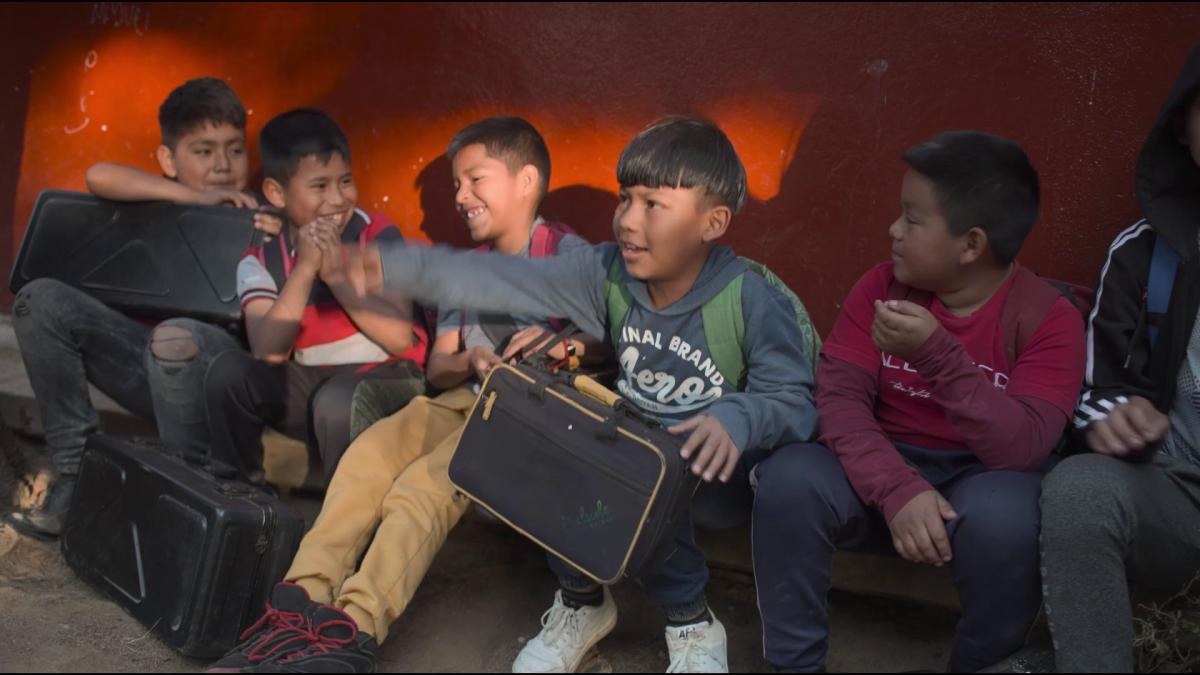 Emotivo documental conecta con la música tradicional y la experimentación sonora