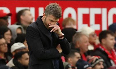 Michael Carrick se queda en Manchester United un partido más