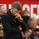 Michael Carrick se queda en Manchester United un partido más