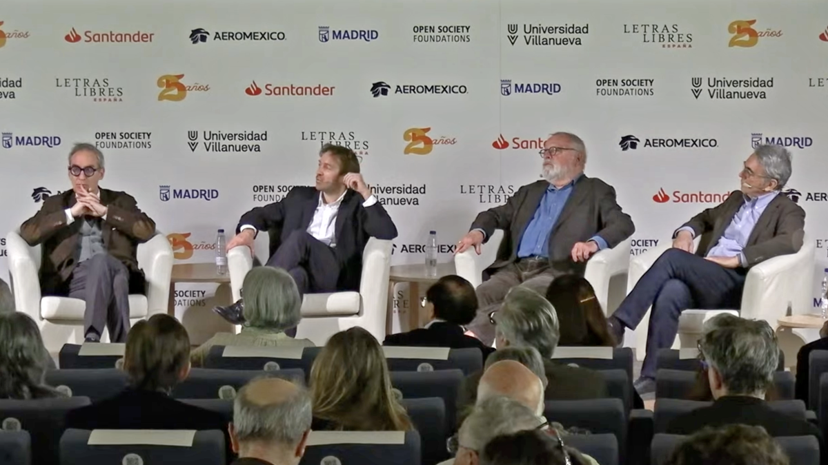 Letras Libres celebra 25 años con debate sobre historia y democracia