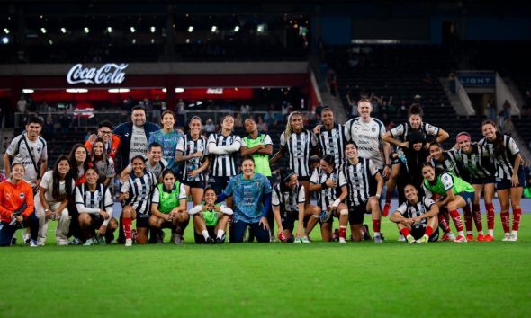 Rayadas golea 6-0 a Pumas y complica su clasificación a la liguilla