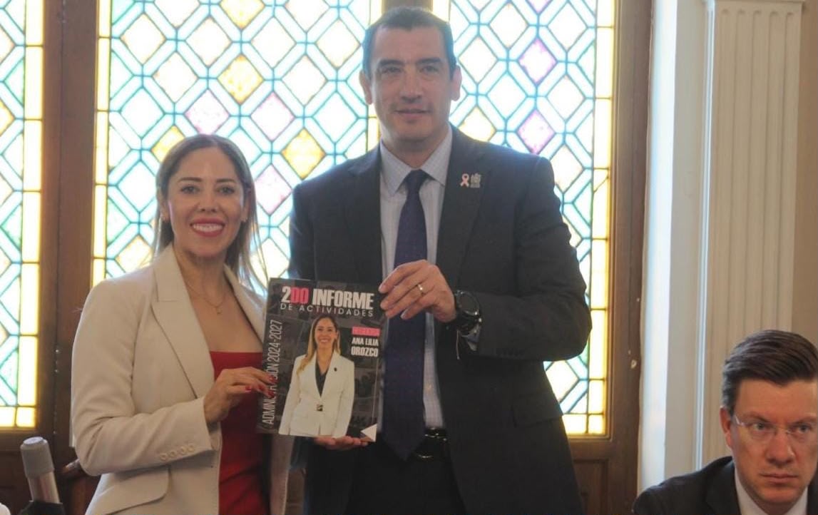 Ana Lilia Orozco presenta segundo informe ante el Cabildo de Chihuahua