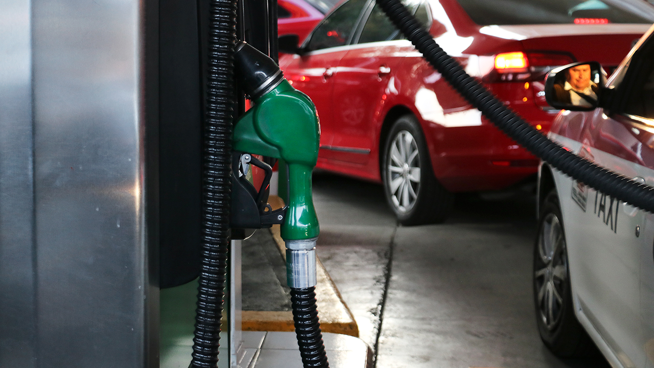 Estímulos fiscales para combustibles alcanzan 80,000 millones de pesos