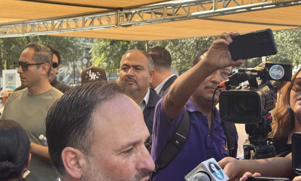 Santiago de la Peña demanda mejores condiciones para trabajadores del IMSS