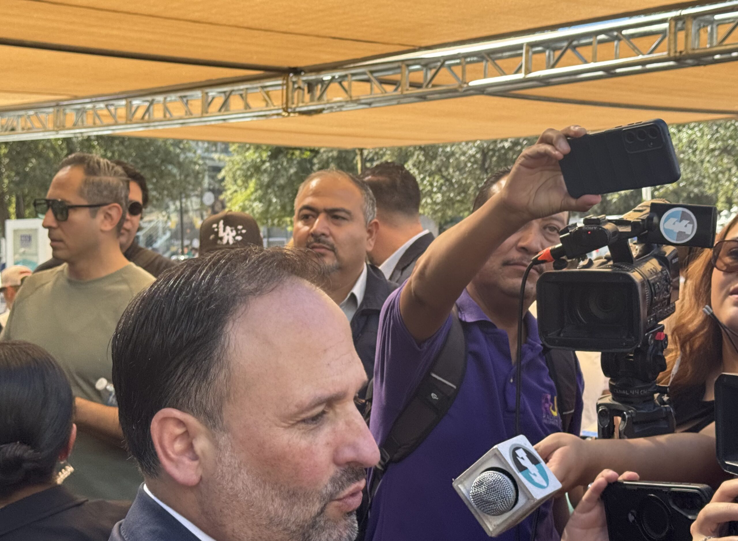 Santiago de la Peña demanda mejores condiciones para trabajadores del IMSS