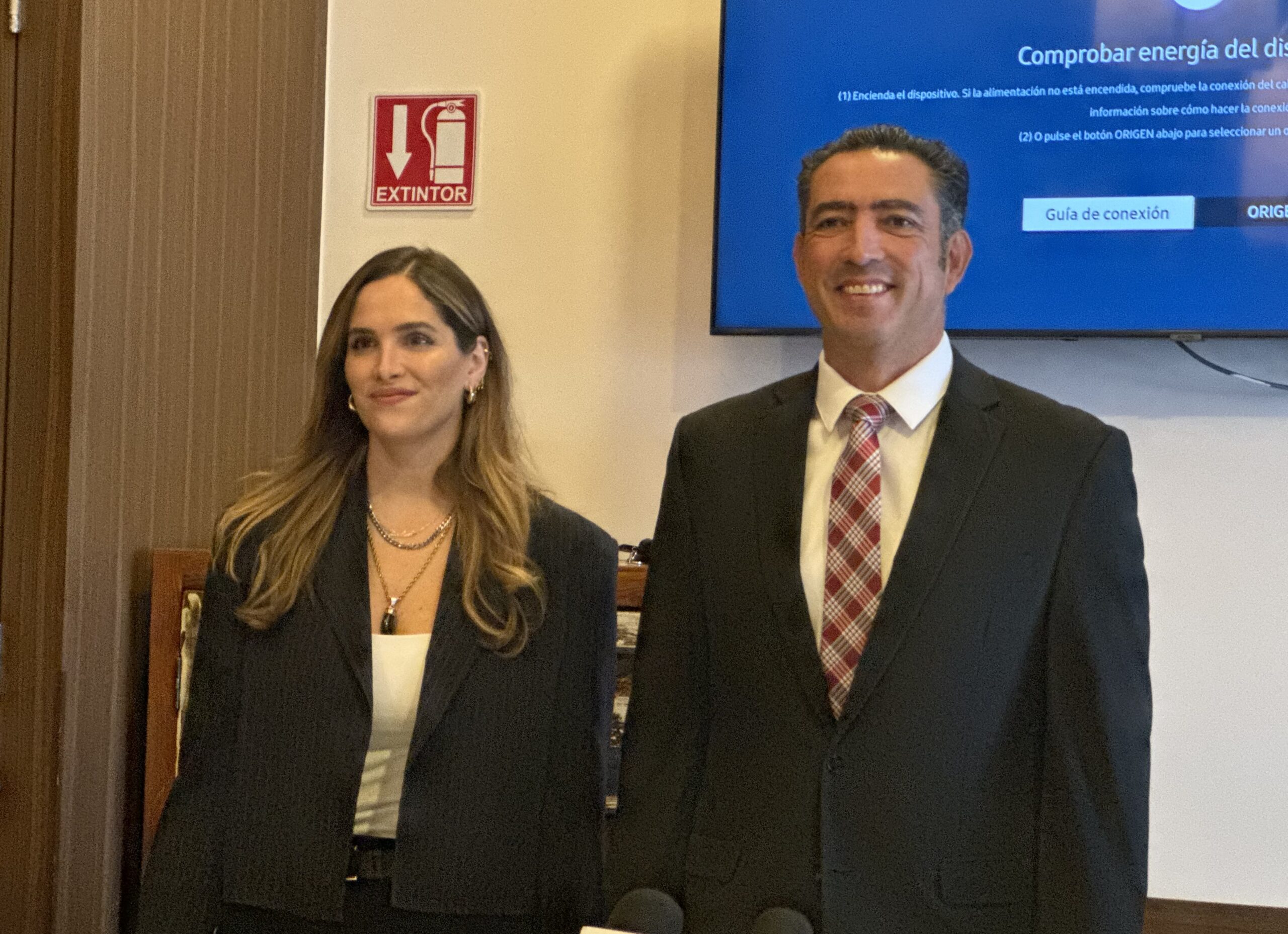 Miguel Riggs se registra como aspirante a coordinación municipal en Chihuahua