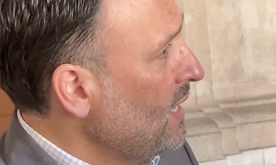 Santiago de la Peña solicita investigar renuncia en el INE