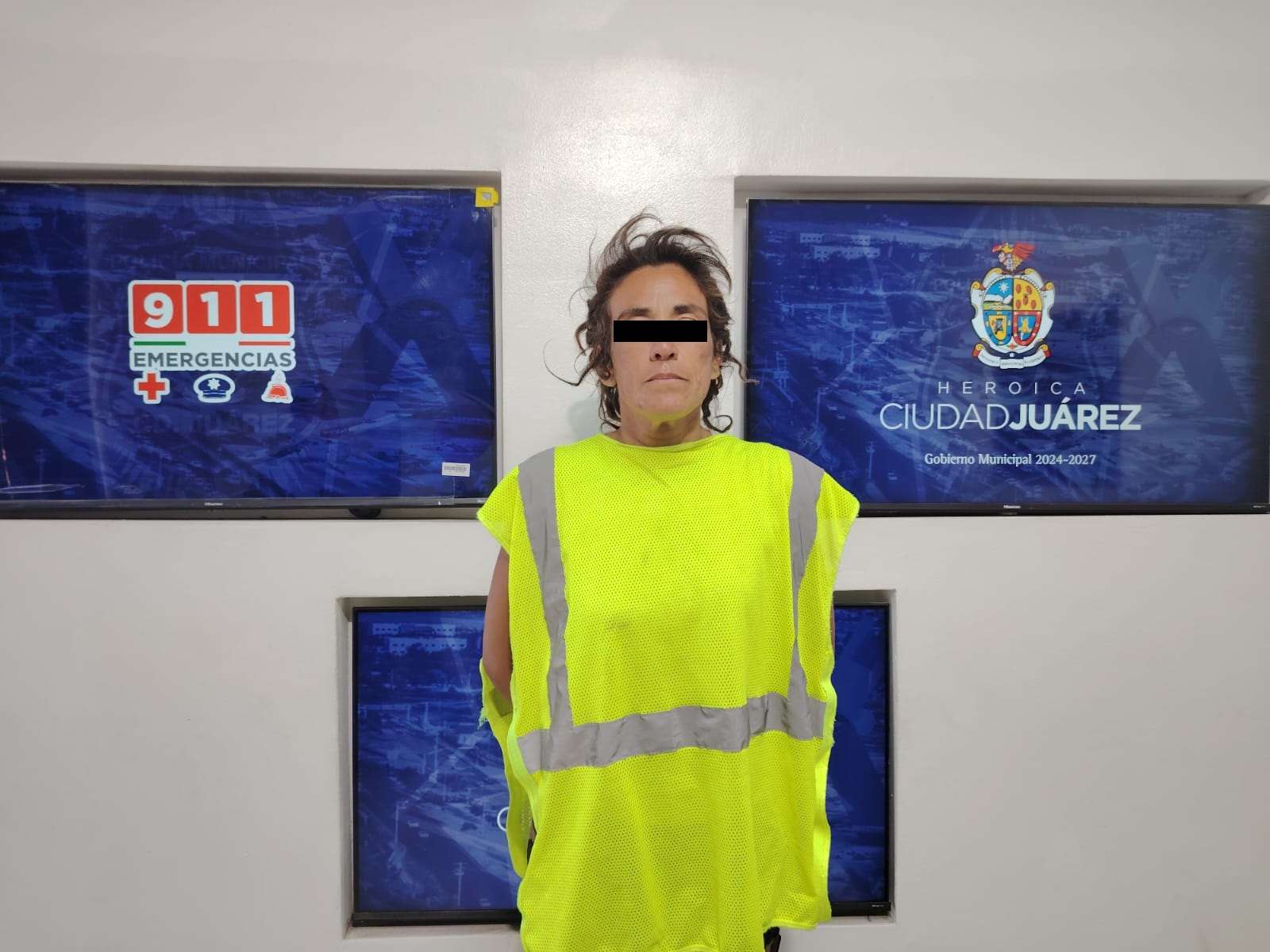 Arrestan a mujer con pistola hechiza