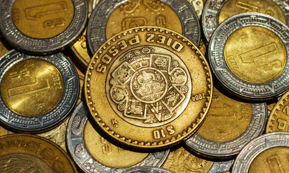 Depreciación del peso genera incertidumbre en empresas mexicanas