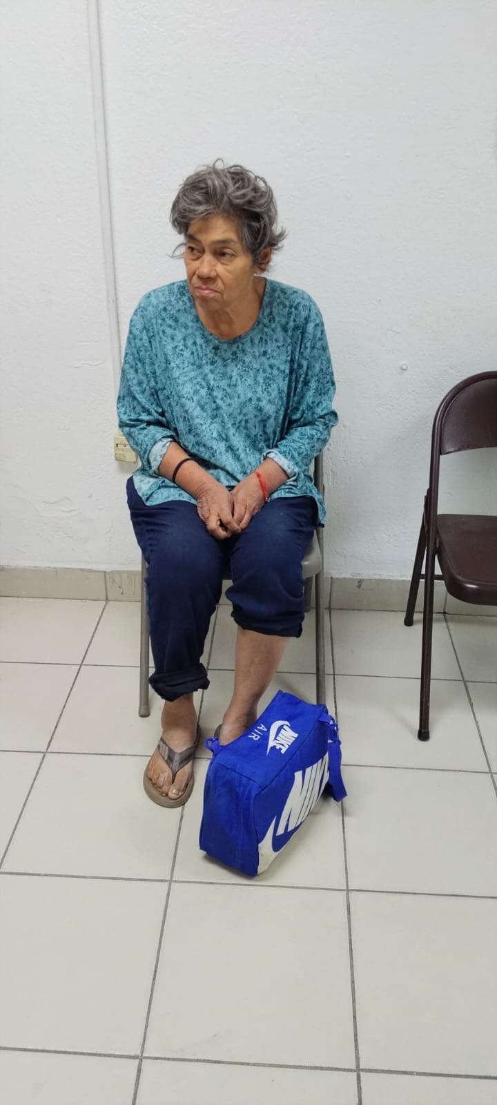 Localizan a mujer de 67 años extraviada y buscan a sus familiares