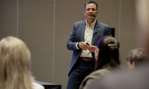 Marco Bonilla presenta estrategias para fortalecer turismo en Chihuahua