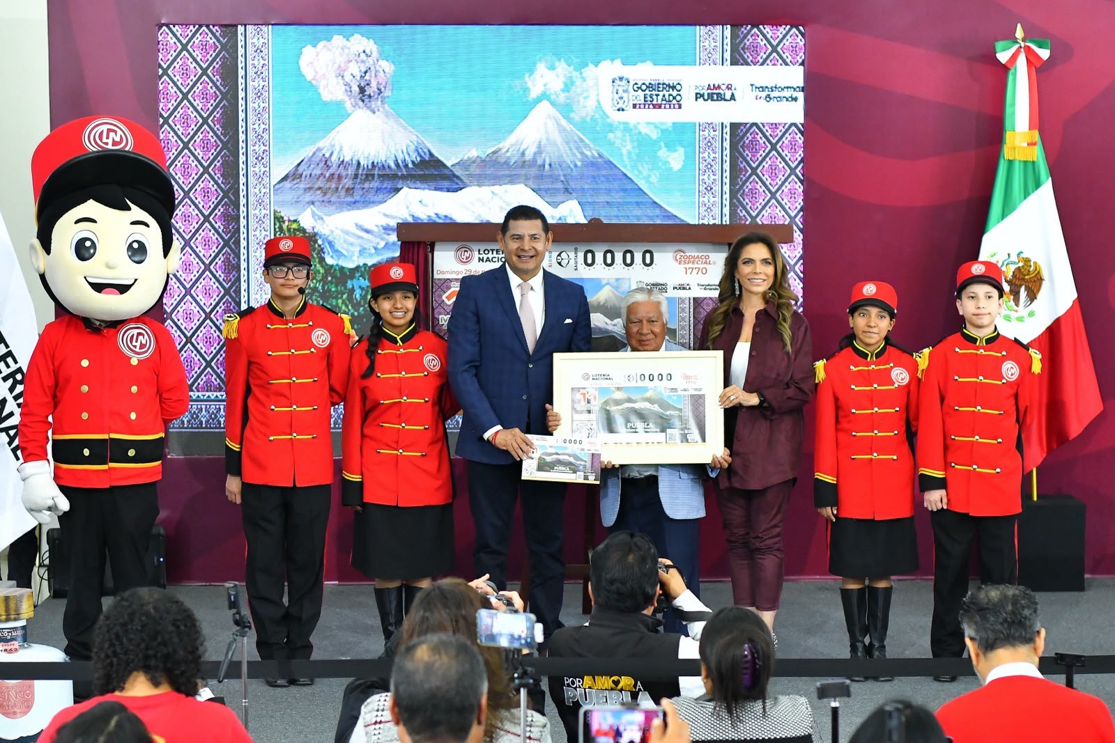 Lotería Nacional presenta billete conmemorativo de Puebla con premio de 11 mdp