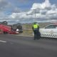Vuelca pickup con placas de Illinois en la carretera a Juárez; ocupantes abandonan el lugar