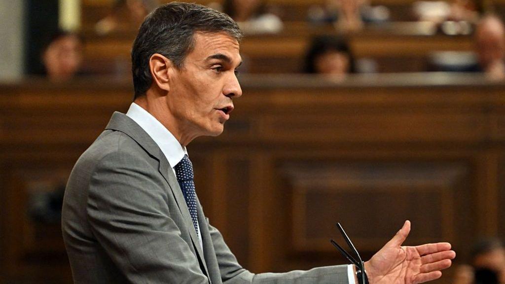 Gobierno español sufre derrota clave en crisis de vivienda tras desalojo
