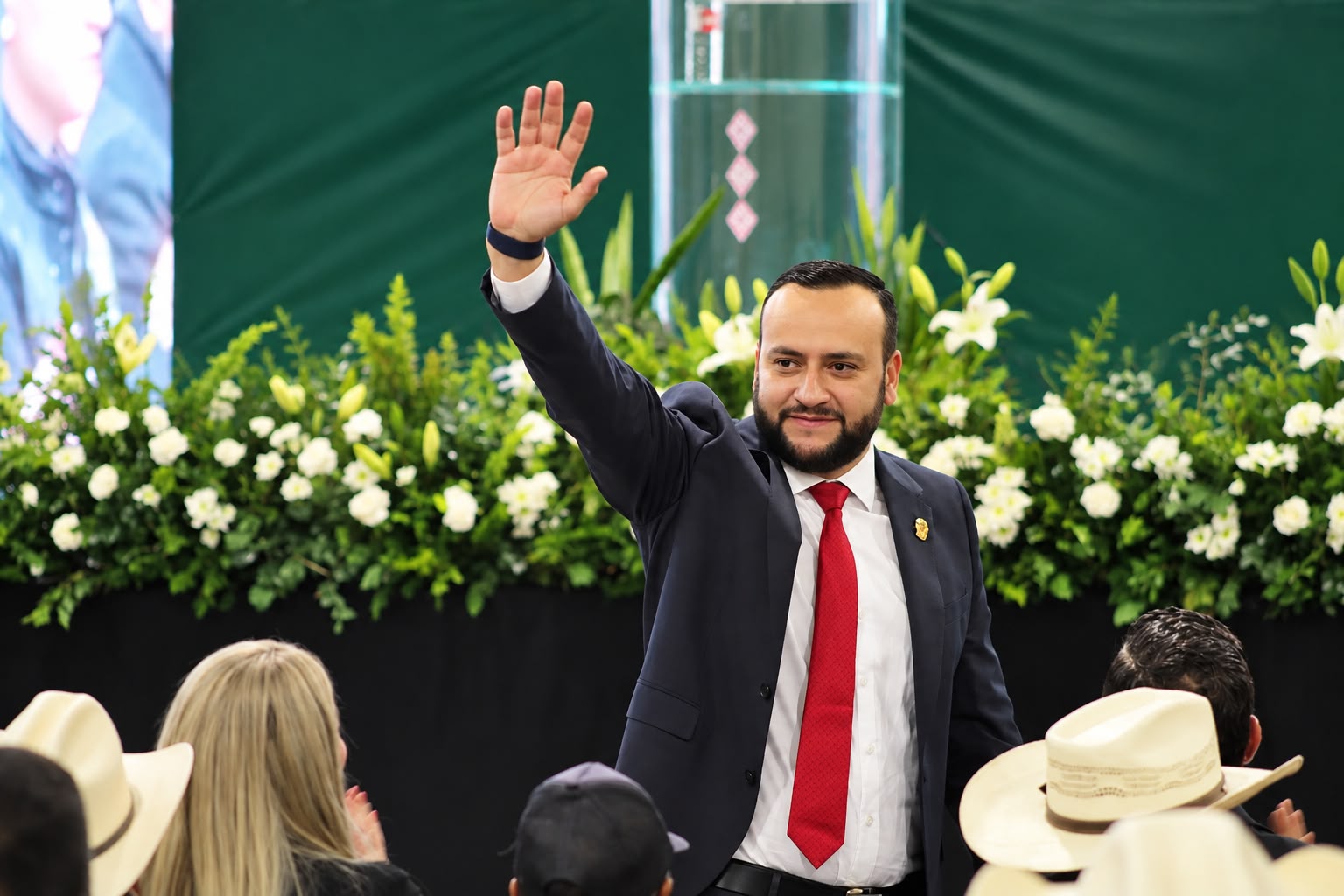 Arturo Medina rinde Segundo Informe ante más de 2 mil personas en Guachochi