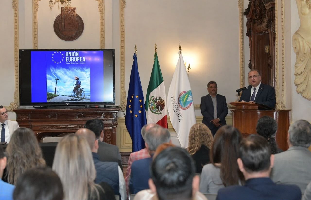 UACH presenta exposición sobre iniciativas ambientales de la Unión Europea