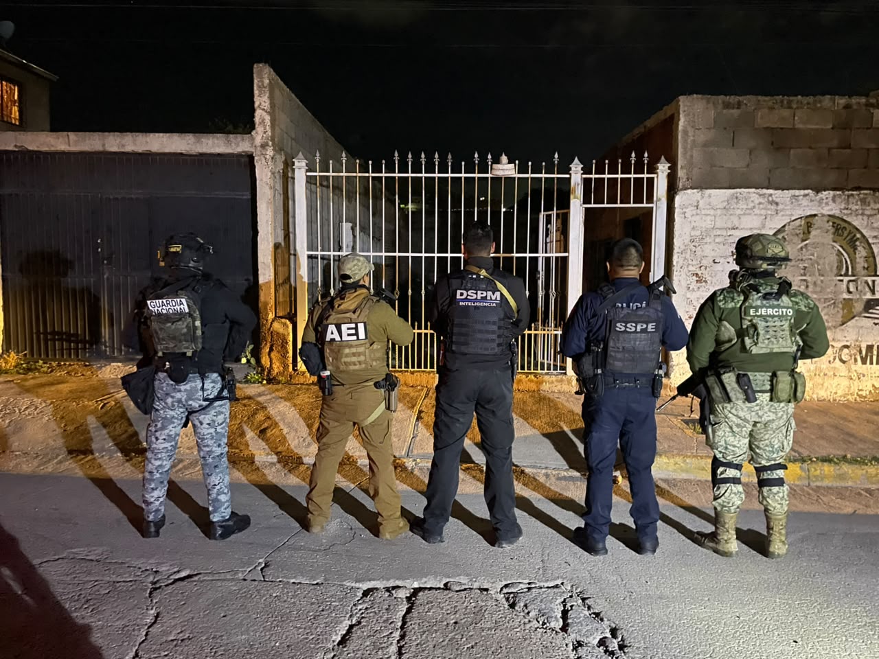Fiscalía Zona Centro realiza cateos por robo agravado en Chihuahua