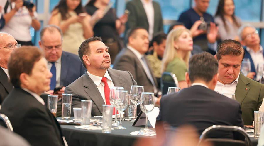 Cruz Pérez Cuéllar reconoce a ganadores del Premio Estatal de Periodismo 2026