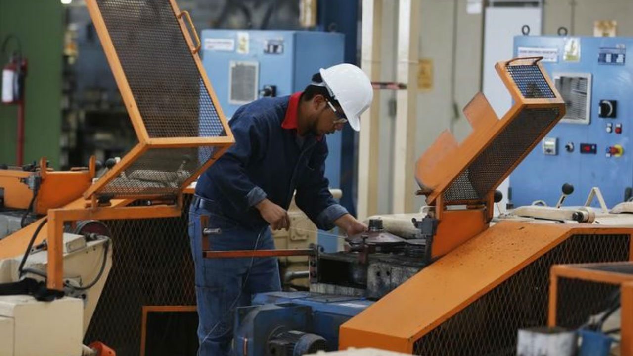 Actividad económica de México creció 3.3% interanual en agosto de 2026