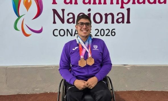 Diego Rodríguez de la UACH gana bronce en lanzamiento de jabalina paralímpico