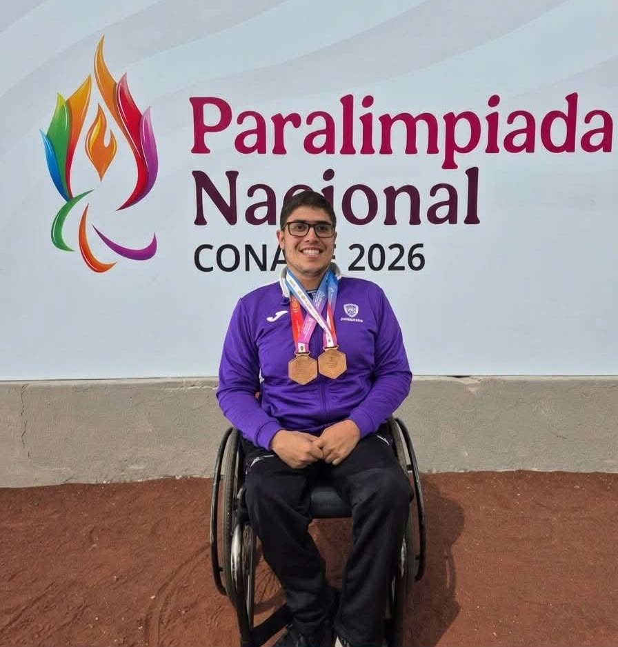 Diego Rodríguez de la UACH gana bronce en lanzamiento de jabalina paralímpico