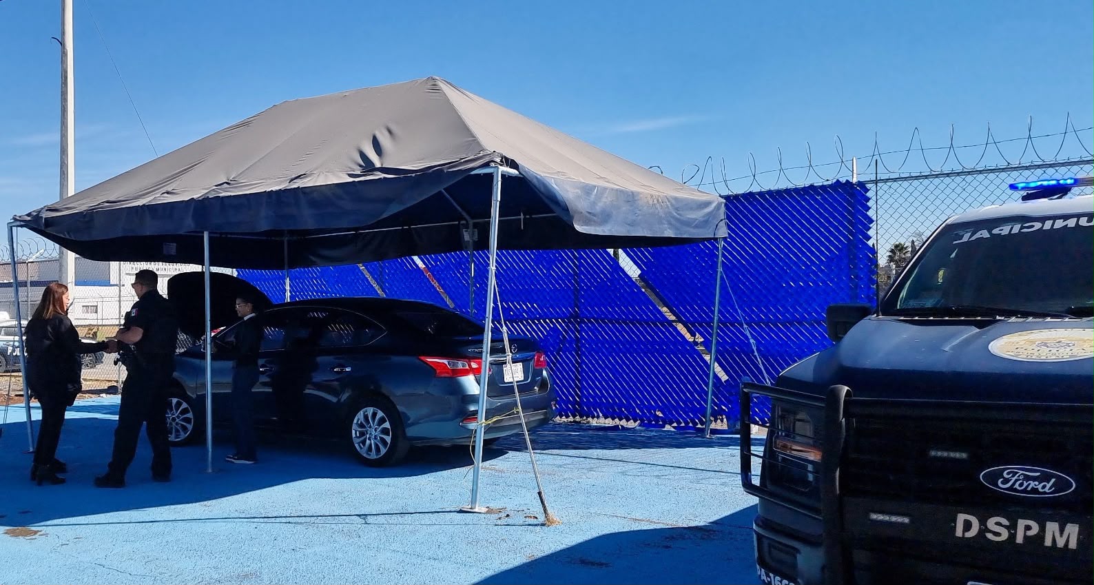 Policía Municipal sugiere usar Zona Segura para evitar fraudes en compraventa de autos