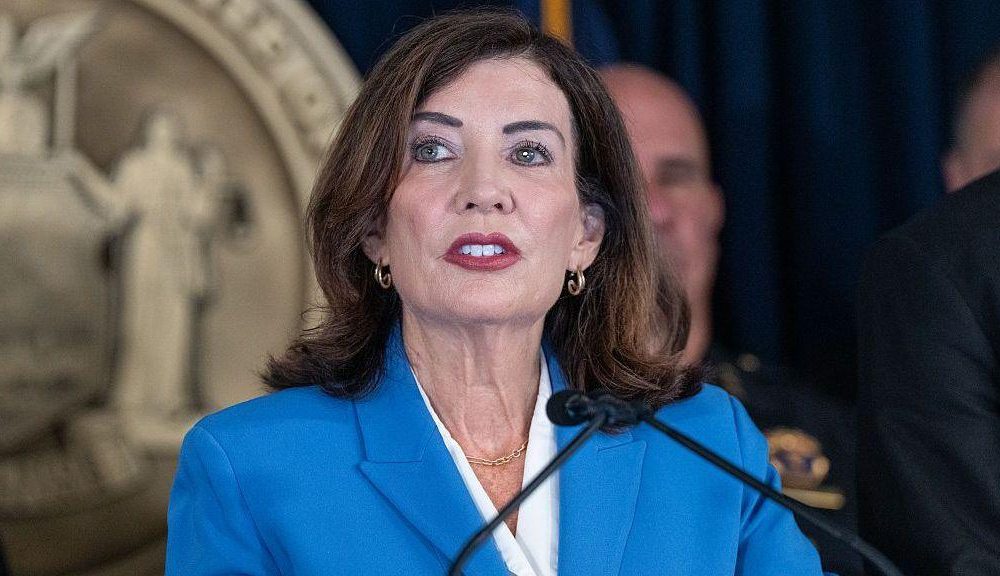Gobernadora de Nueva York nombra fiscal especial en caso de Cornell