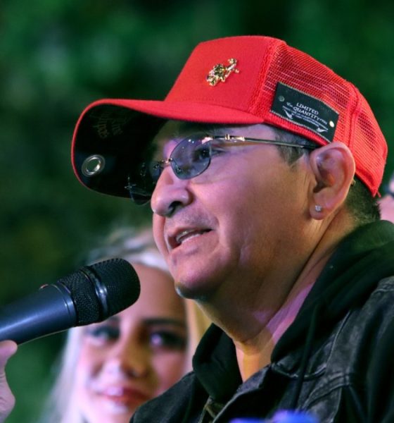 Ernesto Chavana se disculpa tras incidente con modelo Isabella Rojas