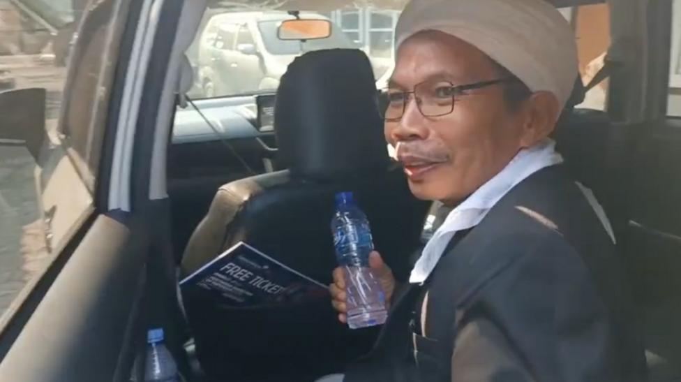 Detención de exdirector por abuso sexual en escuela islámica de Indonesia