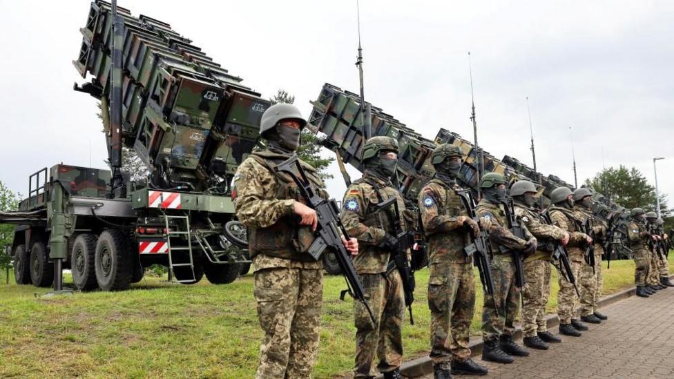 Estados Unidos aprueba venta de 500 misiles Patriot a Ucrania