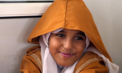 Niños enfrentan peligros para asistir a la escuela en Yemen