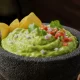 Industria aguacatera mexicana busca atraer a jóvenes en Estados Unidos