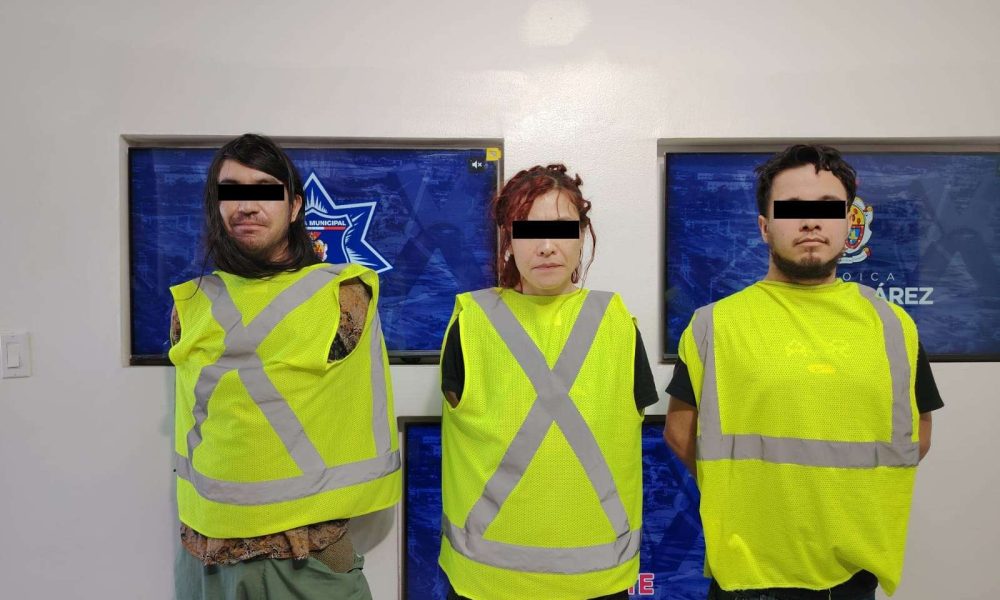 Detienen a 3 traficantes de personas, traían 20 kilos de mariguana