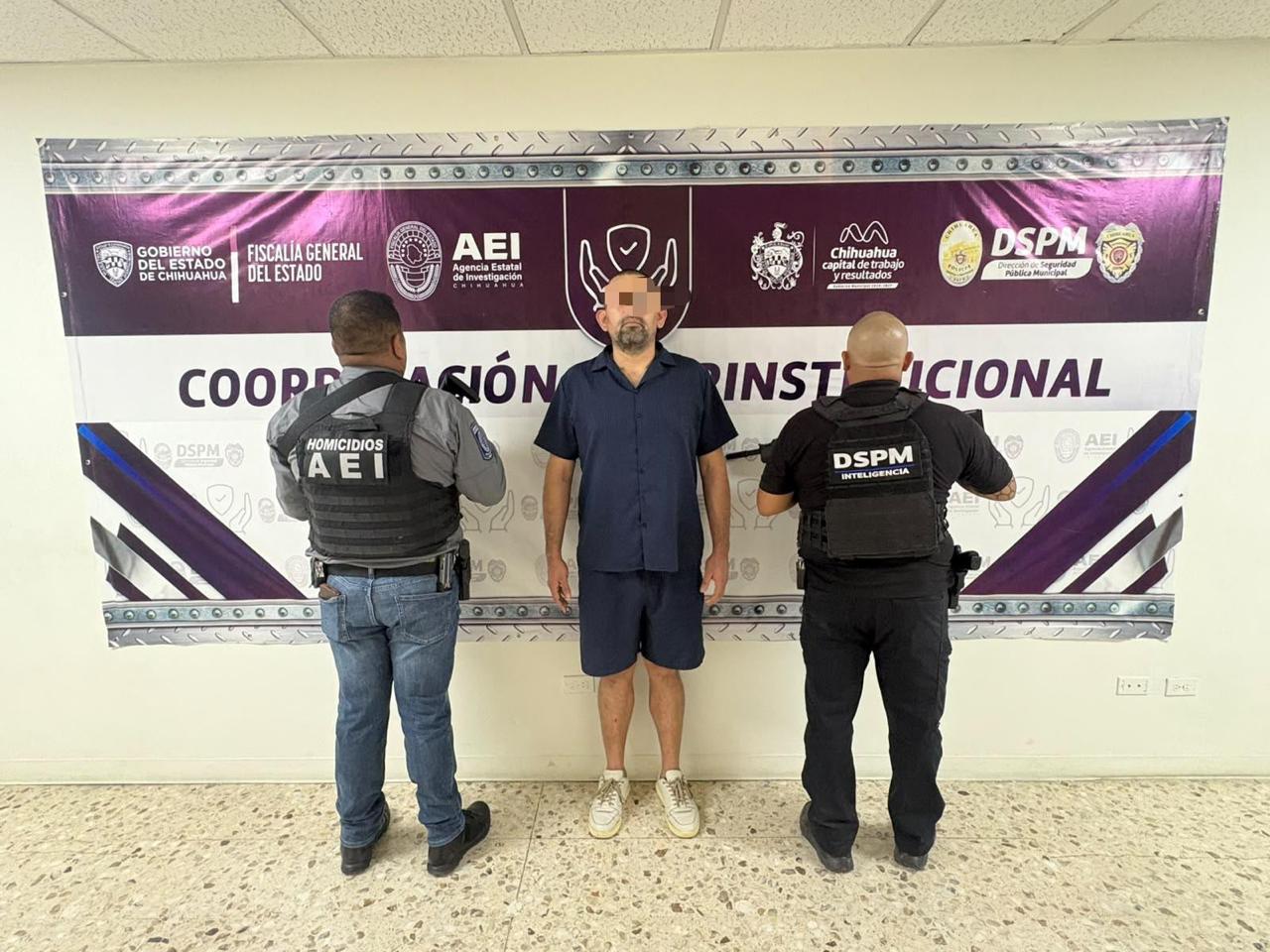 Detienen a hombre buscado por homicidio en Chihuahua