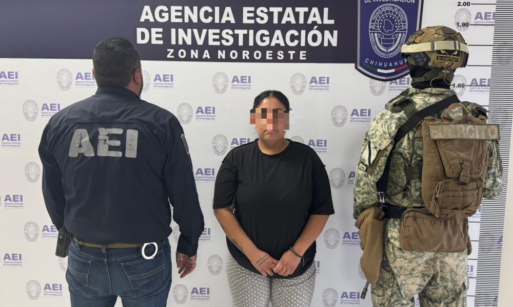 Detienen a mujer por posesión de vehículo robado en Nuevo Casas Grandes