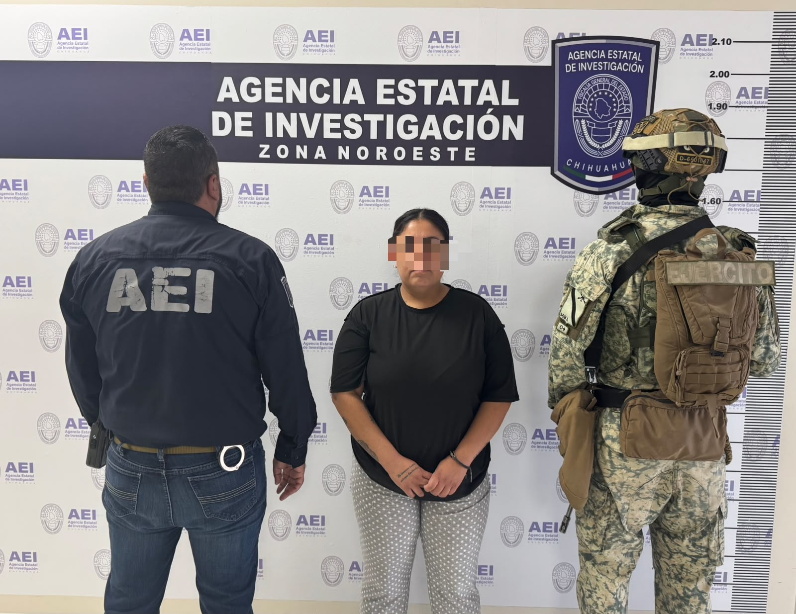 Detienen a mujer por posesión de vehículo robado en Nuevo Casas Grandes