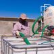 Entregan más de 187 millones de litros de agua a familias de Los Kilómetros
