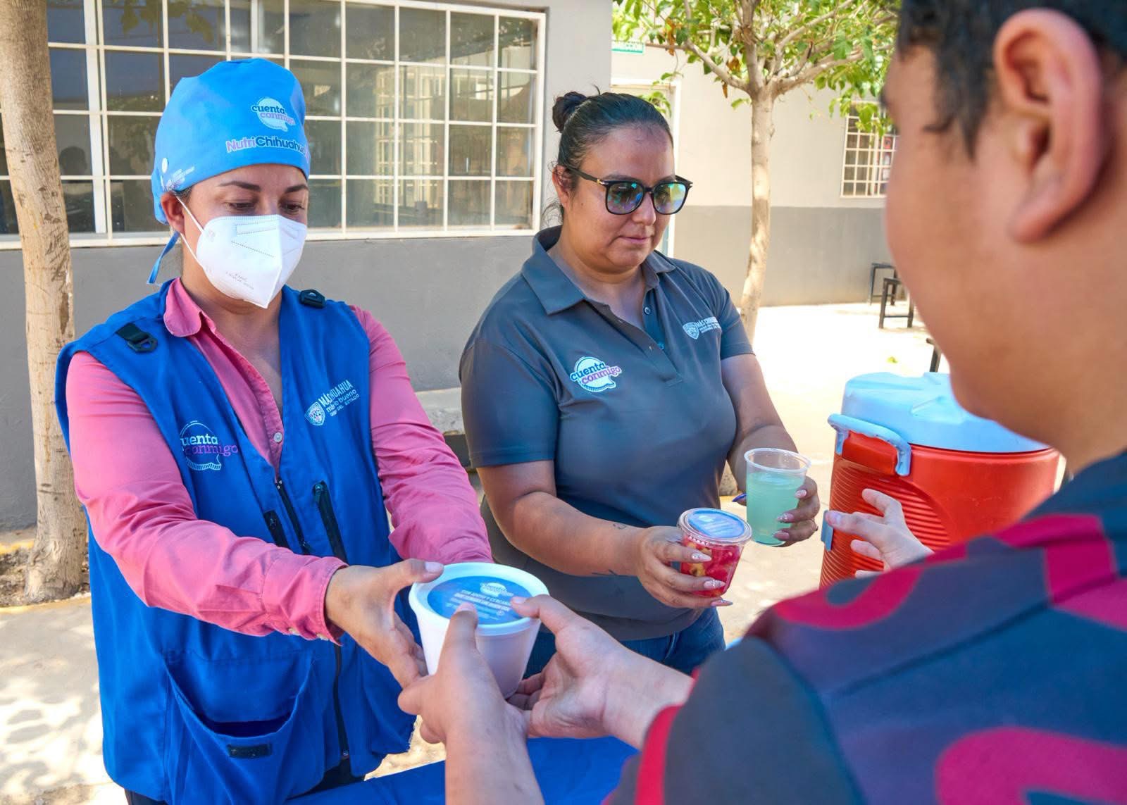 NutriChihuahua lleva alimento caliente a estudiantes de la Secundaria 3060