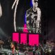 Robbie Williams y Omar Chaparro brillan en el Palacio de los Deportes